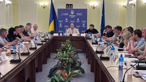 Нардеп Максим Гузенко: “Ми створюємо законодавчу базу, яка захищає виробника, воду і землю” — у Раді обговорили ключові аграрні ініціативи