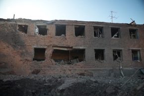 У лікарні Святого Пантелеймона об’єдналися, щоб допомогти медсестрі, яка втратила будинок після удару КАБу